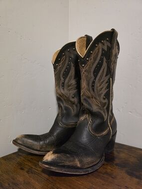 Idyllwind Black and Tan Cowboy Boots -sz 8